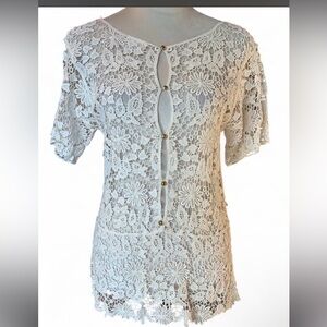 SJS-Y2K Cream crochet button up top with a boho vibe